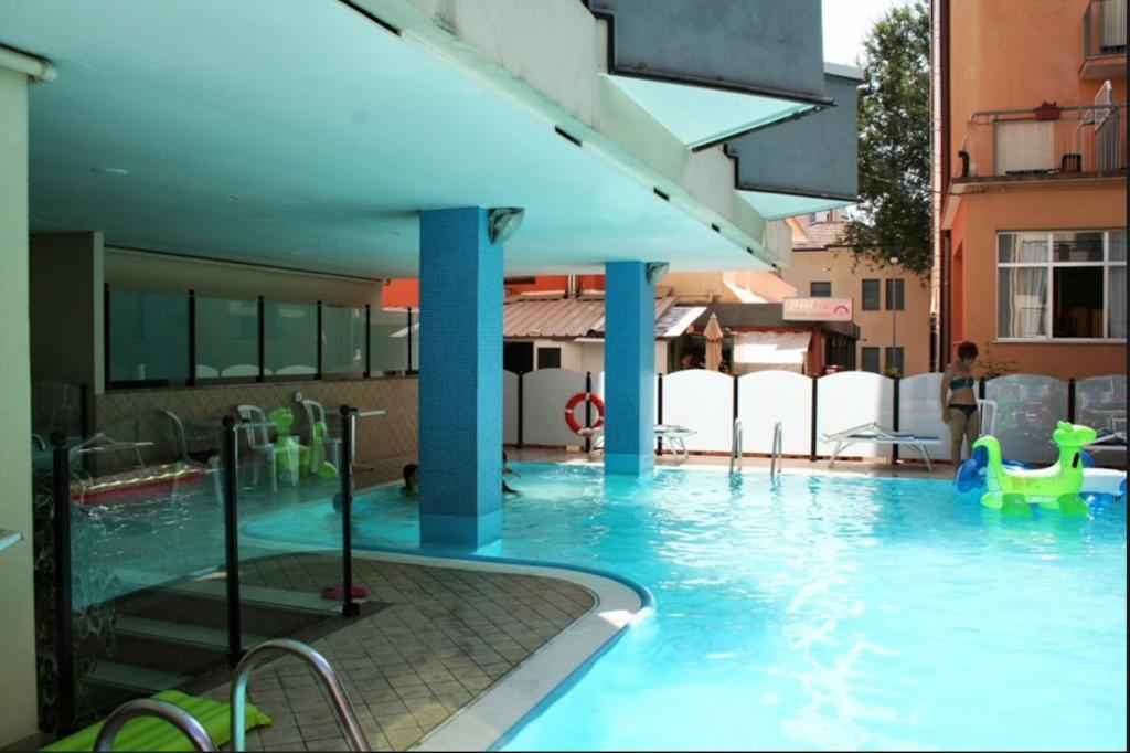 Handy Sea Cattolica Extérieur photo